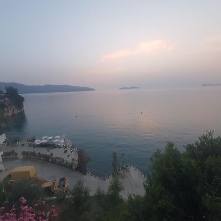 Deni Sea View Apartment Avlonya Dış mekan fotoğraf