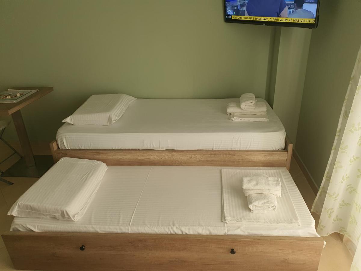 Deni Sea View Apartment Avlonya Dış mekan fotoğraf