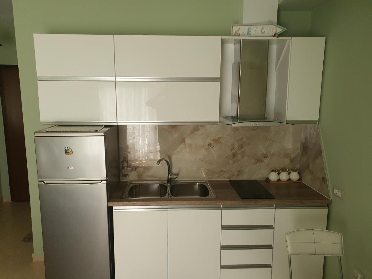 Deni Sea View Apartment Avlonya Dış mekan fotoğraf