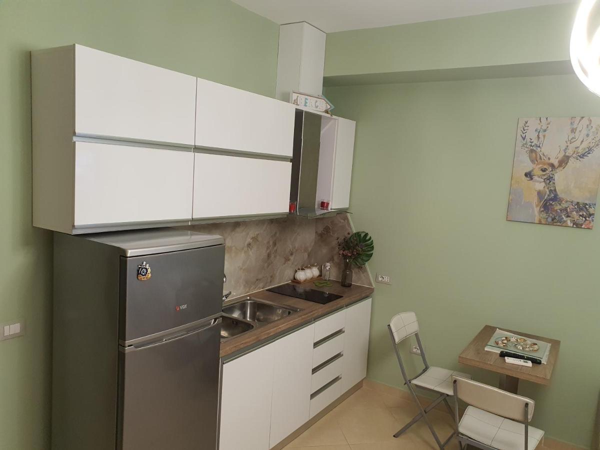 Deni Sea View Apartment Avlonya Dış mekan fotoğraf