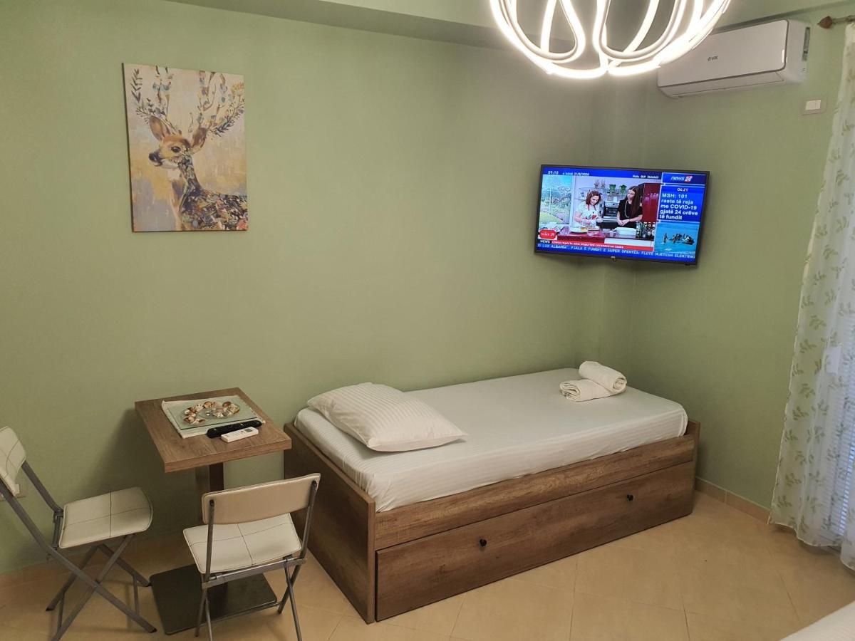 Deni Sea View Apartment Avlonya Dış mekan fotoğraf