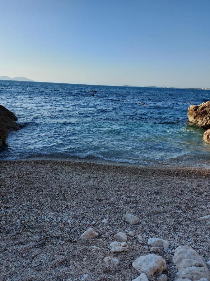 Deni Sea View Apartment Avlonya Dış mekan fotoğraf