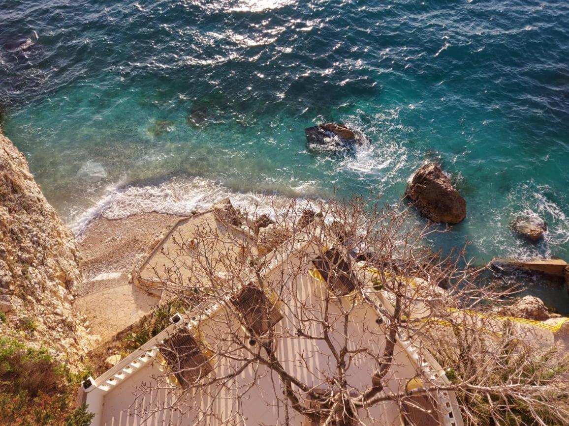 Deni Sea View Apartment Avlonya Dış mekan fotoğraf