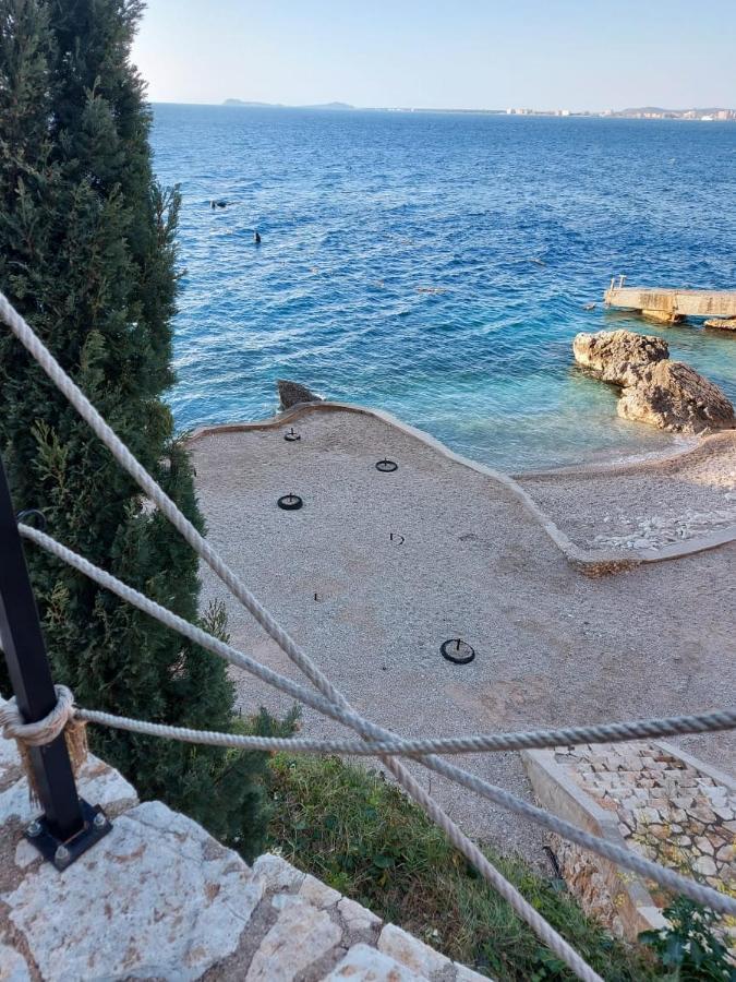 Deni Sea View Apartment Avlonya Dış mekan fotoğraf