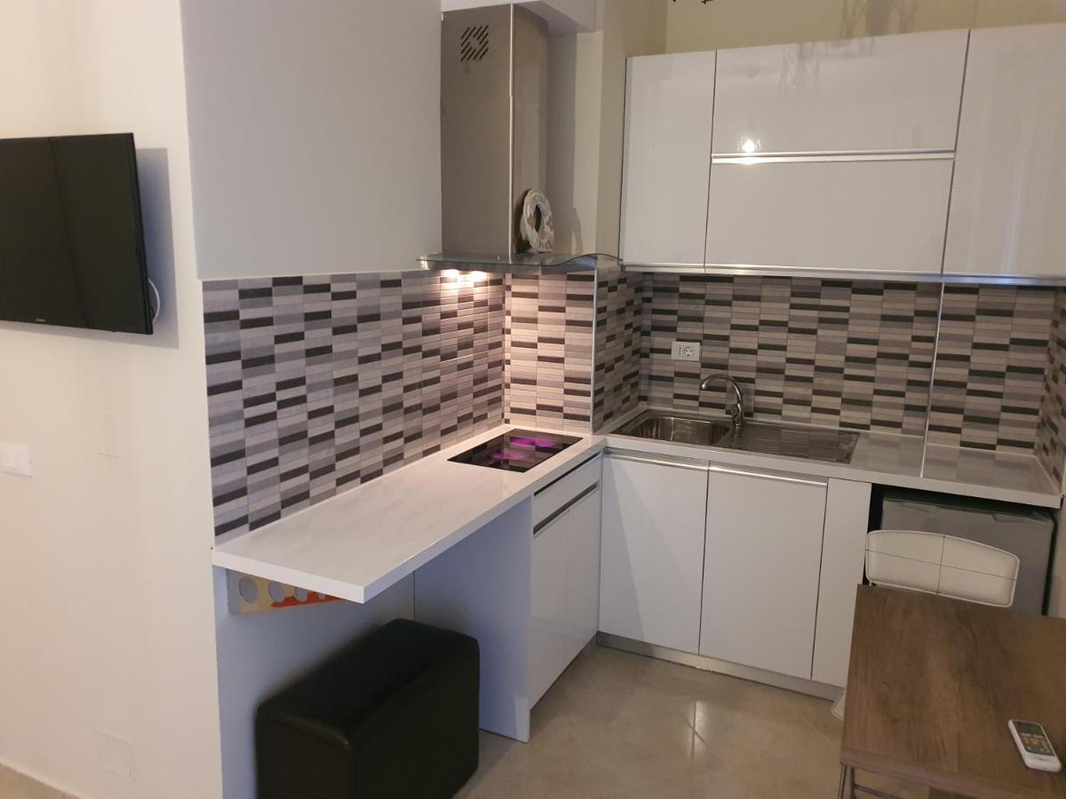 Deni Sea View Apartment Avlonya Dış mekan fotoğraf
