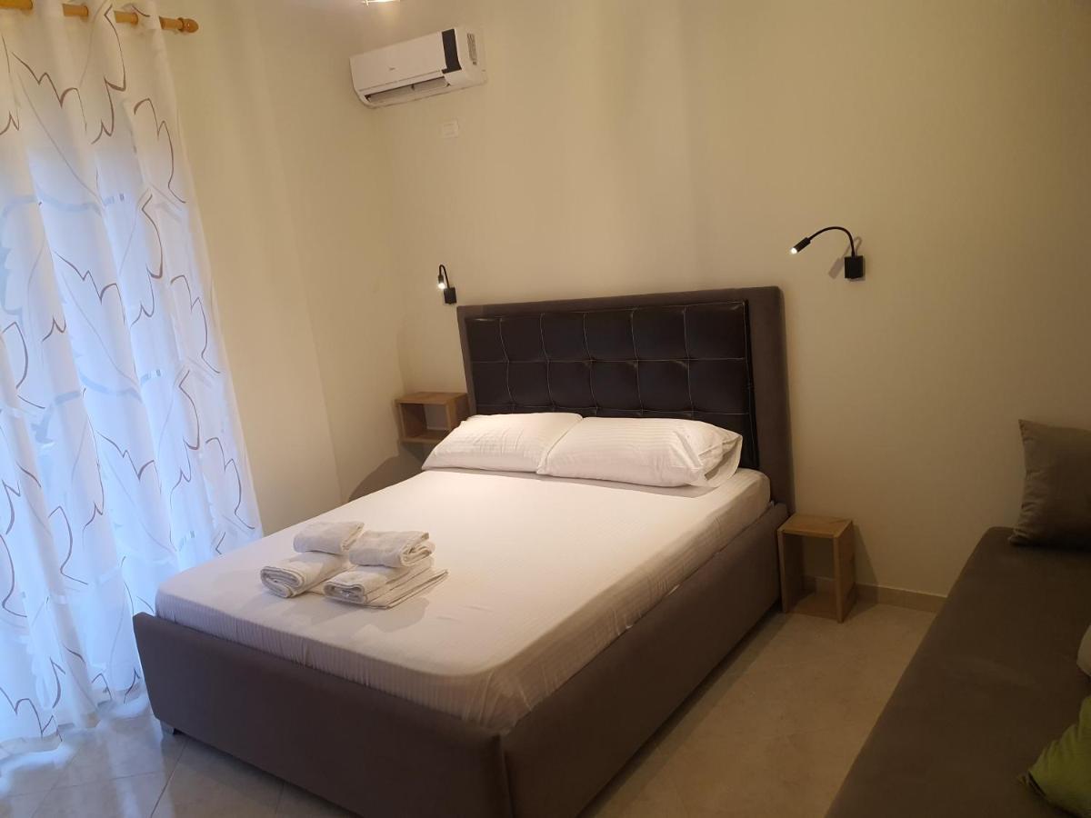 Deni Sea View Apartment Avlonya Dış mekan fotoğraf