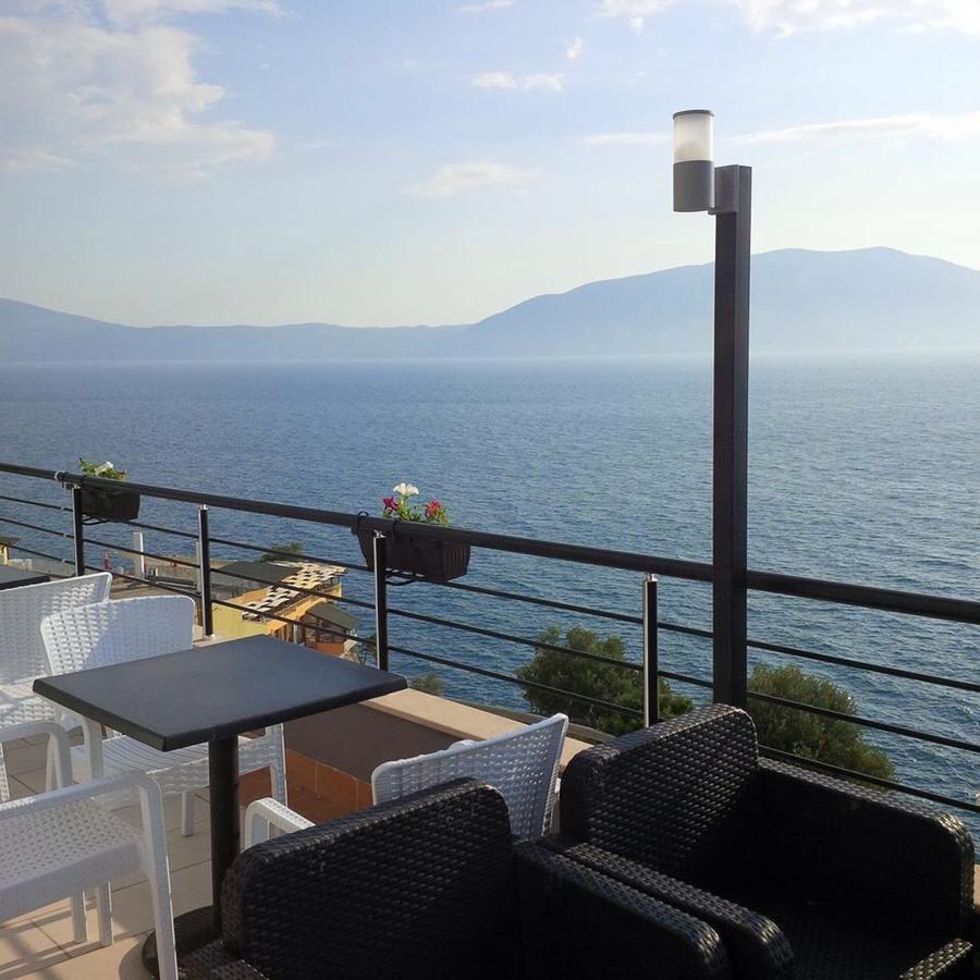 Deni Sea View Apartment Avlonya Dış mekan fotoğraf