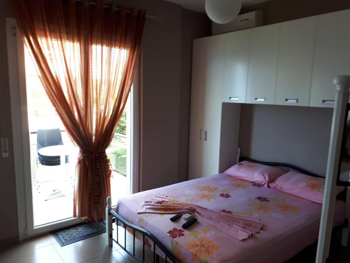 Deni Sea View Apartment Avlonya Dış mekan fotoğraf