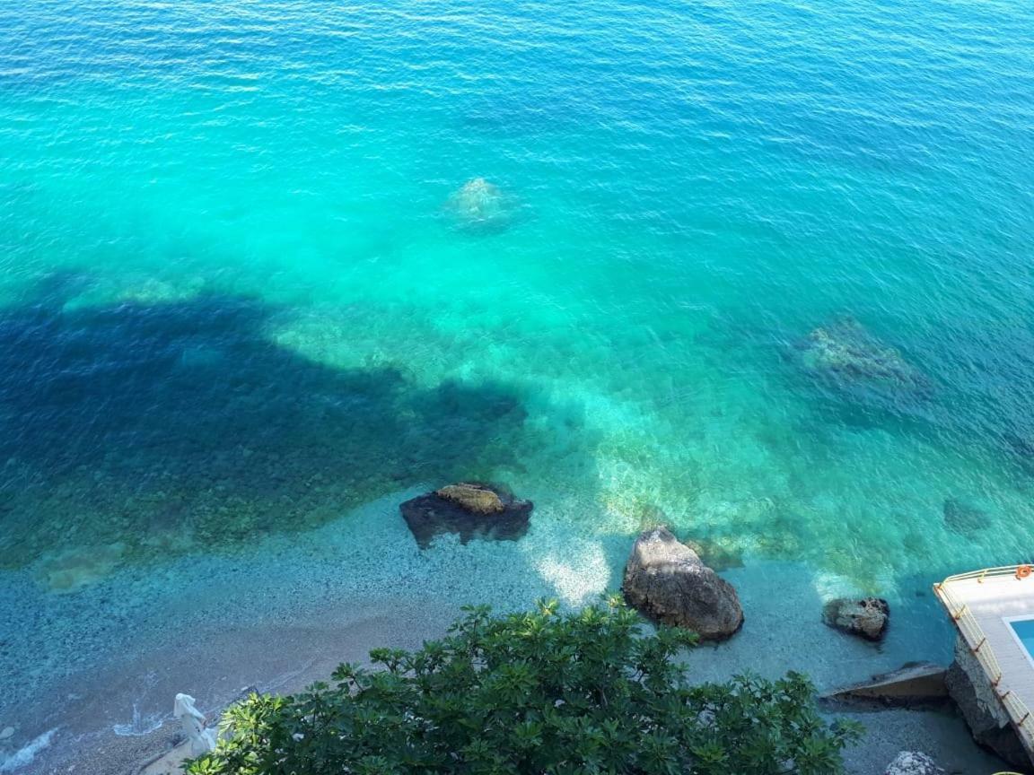 Deni Sea View Apartment Avlonya Dış mekan fotoğraf