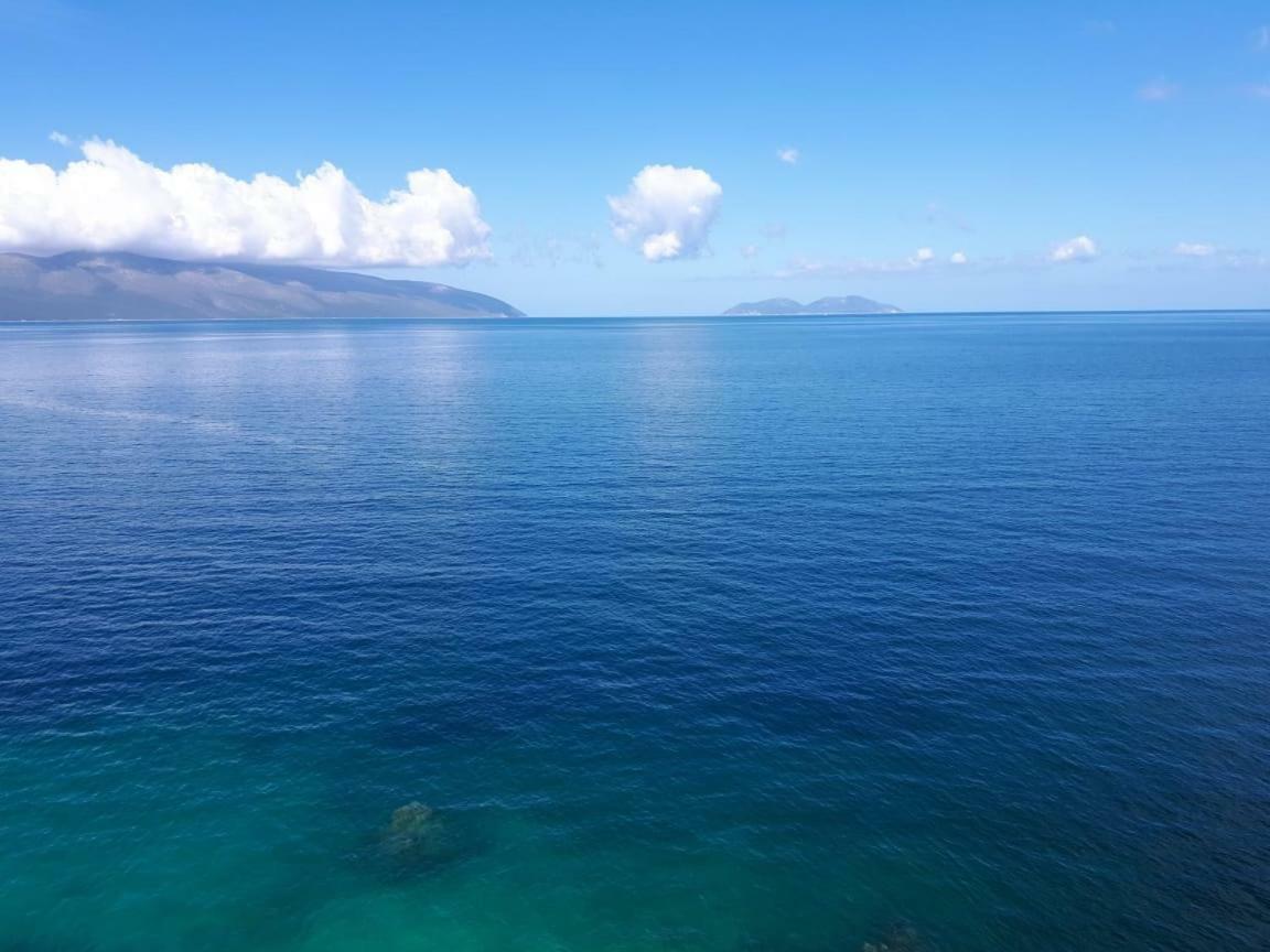 Deni Sea View Apartment Avlonya Dış mekan fotoğraf