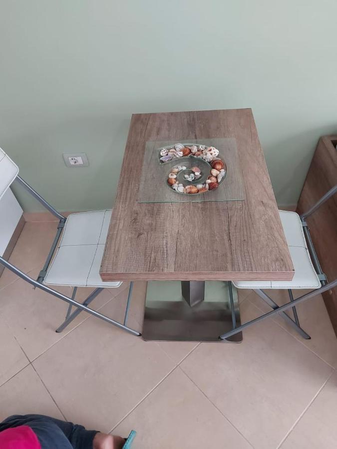 Deni Sea View Apartment Avlonya Dış mekan fotoğraf