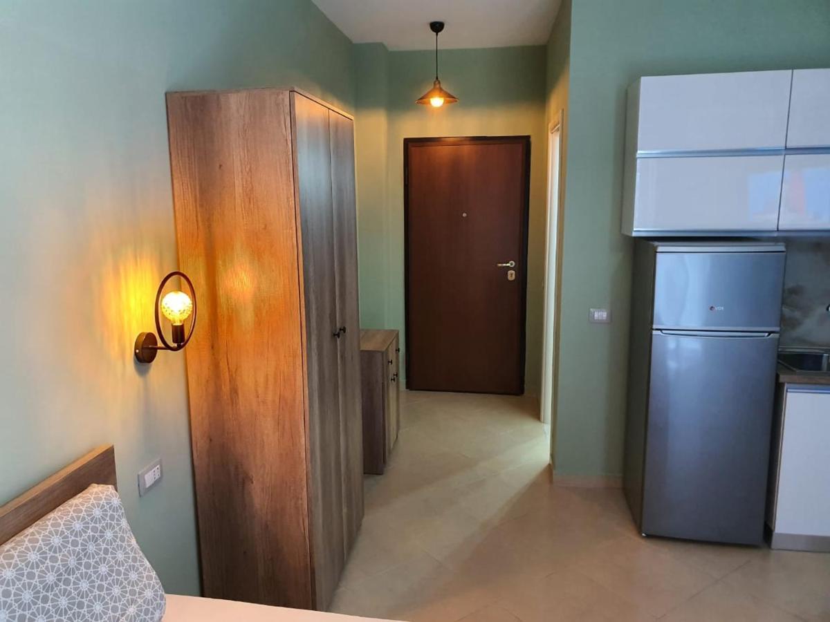Deni Sea View Apartment Avlonya Dış mekan fotoğraf